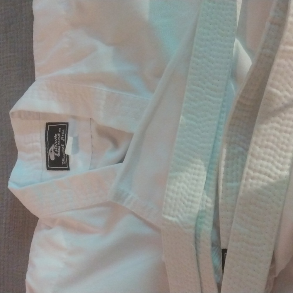 Hawk Sports size 0 white Gi EUC, complete set
